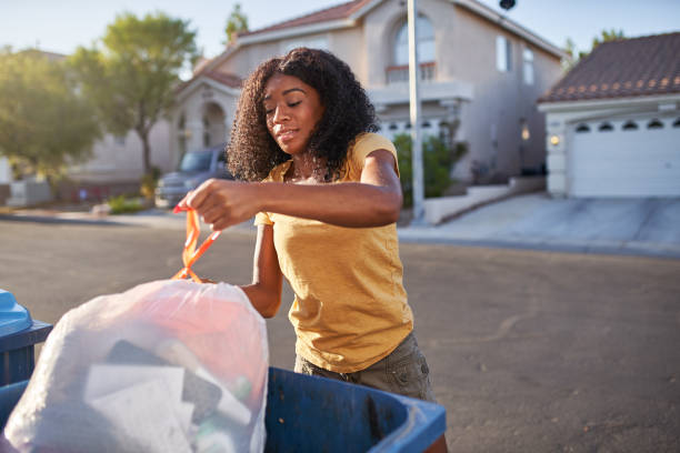 Best Furniture Removal Near Me  in North Manchester, IN